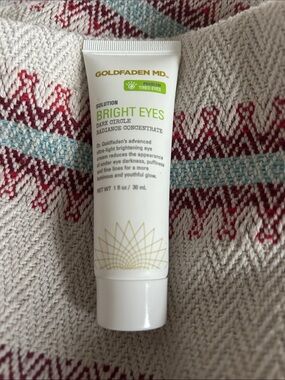 Goldfaden MD Bright Eyes Radiance Concentrate - White